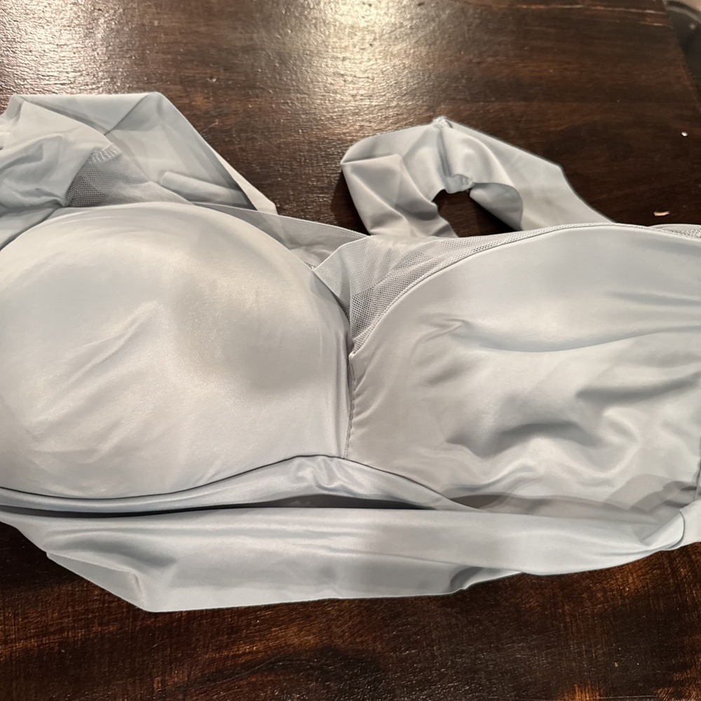 Women's Blue Padded Bralette - Size 2XL- Seamless &‎ Comfortable Fit runs big - Picture 10 of 10